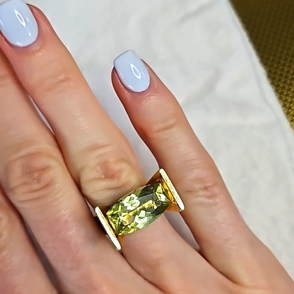 Ladies 14k cocktail ring - Size 6 - Picture 4 of 12